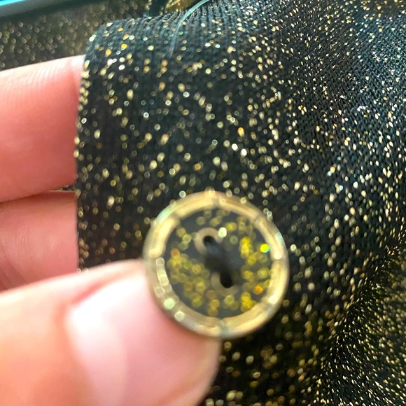 Vintage black & gold sparkle shirt. . - Picture 2 of 7